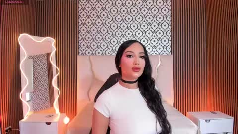 Snapshot of beella_tay1 chatting on 04/19/26, 11:31 BELLA online show from 04/19/26, 11:31