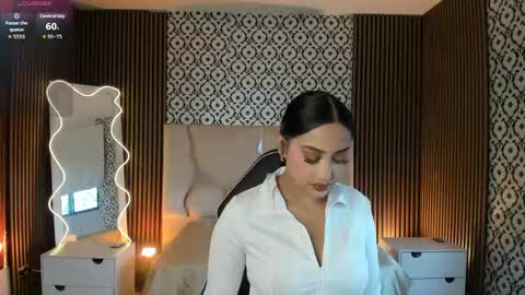 Snapshot of beella_tay1 chatting on 04/30/26, 12:22 BELLA online show from 04/30/26, 12:22