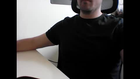 beenee3 online show from 04/17/26, 07:22