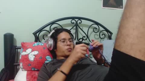 Snapshot of beentage chatting on 01/09/25, 12:35 Alex online show from 01/09/25, 12:35