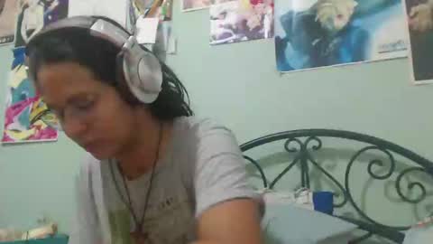 Snapshot of beentage chatting on 01/15/25, 06:01 Alex online show from 01/15/25, 06:01