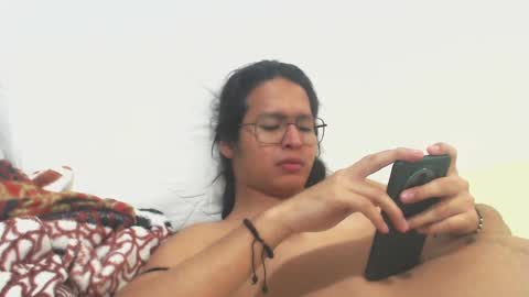 Snapshot of beentage chatting on 09/26/25, 07:23 Alex online show from 09/26/25, 07:23