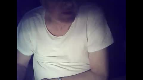 bekklove1 online show from 04/14/26, 02:56