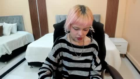 Bela online show from 05/15/26, 01:07