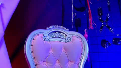 bela_sophie_ online show from 11/06/25, 08:15