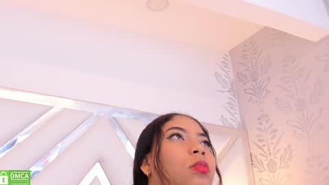 Snapshot of belacampbell chatting on 01/06/25, 01:42 Bela online show from 01/06/25, 01:42