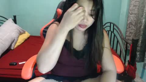 Snapshot of belalicious chatting on 02/21/25, 12:17 Tezza online show from 02/21/25, 12:17