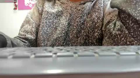 Snapshot of belen10 chatting on 06/11/26, 11:52 Belen online show from 06/11/26, 11:52