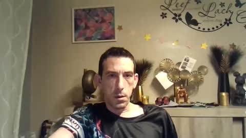 Snapshot of belgianboy33 chatting on 12/02/24, 05:37 Dreamcock online show from 12/02/24, 05:37
