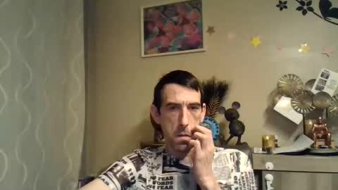 Snapshot of belgianboy33 chatting on 01/27/25, 05:25 Dreamcock online show from 01/27/25, 05:25
