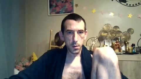 Snapshot of belgianboy33 chatting on 09/14/25, 05:17 Dreamcock online show from 09/14/25, 05:17