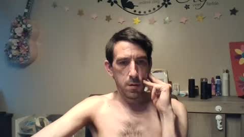 Snapshot of belgianboy33 chatting on 06/21/26, 03:53 Dreamcock online show from 06/21/26, 03:53