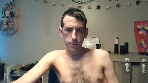 Snapshot of belgianboy33 chatting on 06/29/26, 04:52 Dreamcock online show from 06/29/26, 04:52