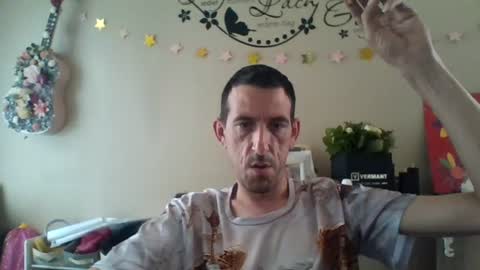 Snapshot of belgianboy33 chatting on 07/08/26, 09:03 Dreamcock online show from 07/08/26, 09:03
