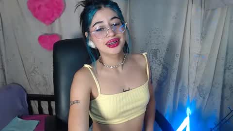 modelo independiente online show from 12/07/24, 01:25