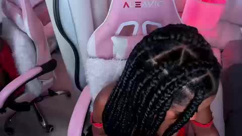 Snapshot of belkis_mills chatting on 09/10/25, 03:12 Belkis online show from 09/10/25, 03:12