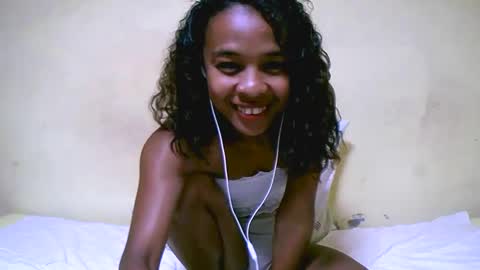 Snapshot of bella193999 chatting on 12/05/24, 09:17 bella193999 online show from 12/05/24, 09:17