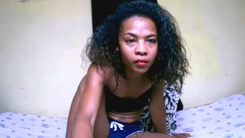 Snapshot of bella193999 chatting on 02/01/25, 11:06 bella193999 online show from 02/01/25, 11:06