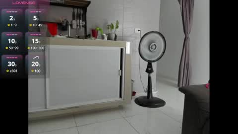 Snapshot of bella_38 chatting on 03/03/25, 06:44 isabella online show from 03/03/25, 06:44