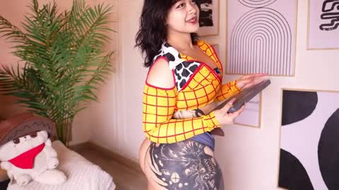    online show from 04/04/26, 11:40