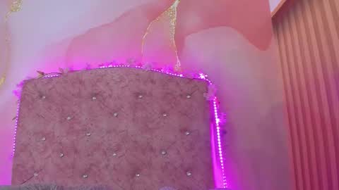 Melanie  online show from 12/19/25, 10:44