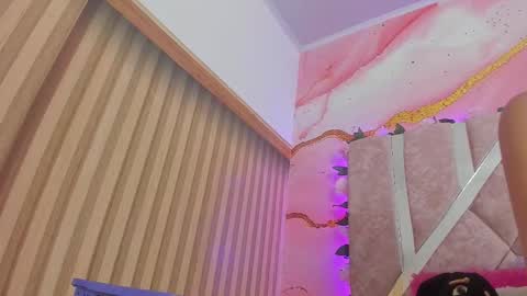 Melanie  online show from 02/03/26, 10:42