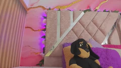 Melanie  online show from 02/12/26, 10:32