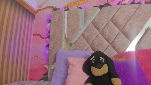 Melanie  online show from 02/28/26, 10:27