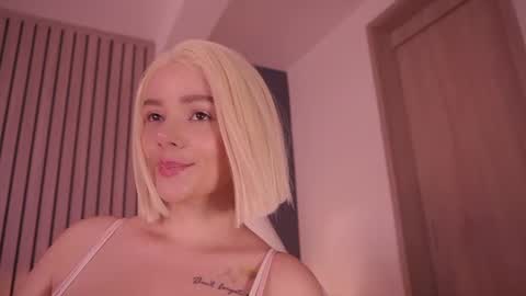 isabella online show from 07/18/26, 10:24