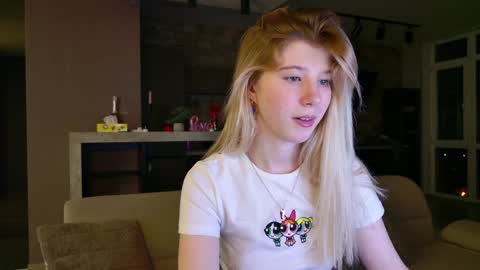 Bella online show from 03/07/25, 08:33