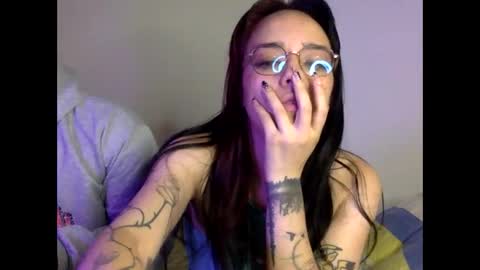 bella_and_koko online show from 04/19/26, 10:56