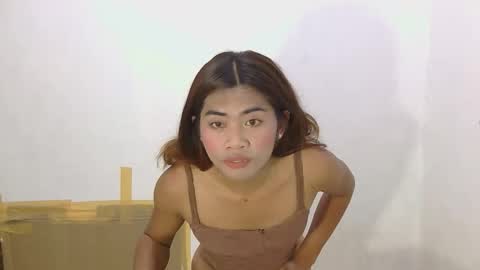 bella_bliss14 online show from 11/27/25, 01:46