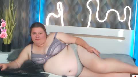 Snapshot of bella_blvack chatting on 05/27/26, 05:54 bella_blvack online show from 05/27/26, 05:54