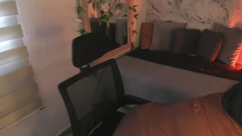 Snapshot of bella_desi chatting on 05/09/26, 01:27 Dessi online show from 05/09/26, 01:27