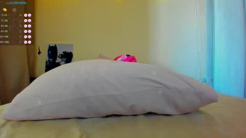 Snapshot of bella_foryou chatting on 02/21/25, 04:51 NastyaThere are legends that in this room all your wishes can come true  Private is Open online show from 02/21/25, 04:51