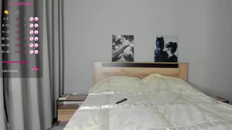 Snapshot of bella_foryou chatting on 12/14/25, 11:09 NastyaThere are legends that in this room all your wishes can come true Private is Open online show from 12/14/25, 11:09