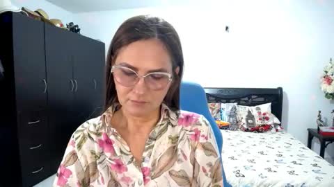 Bella online show from 01/15/26, 11:52