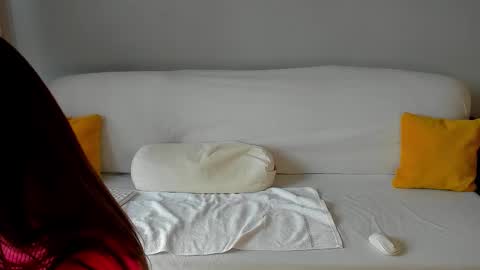 Anna  online show from 11/26/25, 09:21