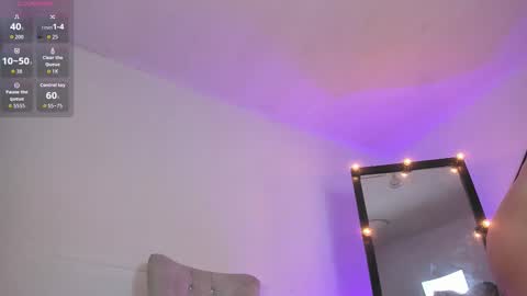 bella_houston online show from 10/27/25, 12:53