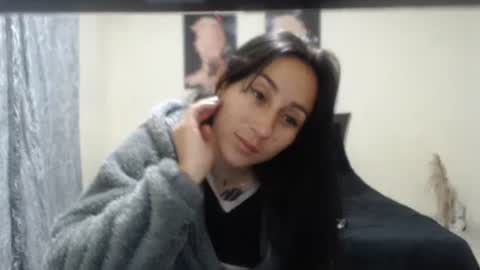 bella_luna34 online show from 04/07/26, 02:56