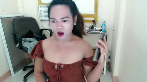 bella_ngo online show from 04/20/26, 09:34