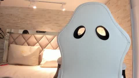  BELLA  online show from 03/02/26, 05:08