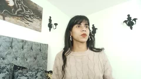 Bella online show from 03/11/26, 01:44