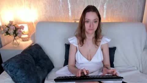 Linda Bella online show from 04/06/26, 04:46