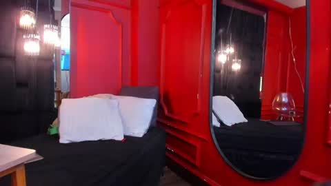 Bella Riviera online show from 04/15/26, 07:58