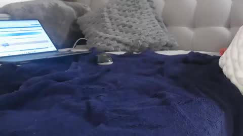 Snapshot of bella_sexy_feet chatting on 02/01/25, 10:59 bella_sexy_feet online show from 02/01/25, 10:59