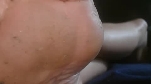 Snapshot of bella_sexy_feet chatting on 02/26/25, 11:26 bella_sexy_feet online show from 02/26/25, 11:26