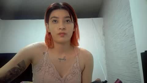 Snapshot of bella_thorne1999 chatting on 07/21/26, 10:01 bella_thorne1999 online show from 07/21/26, 10:01
