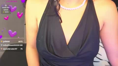 Bella online show from 05/10/26, 01:11
