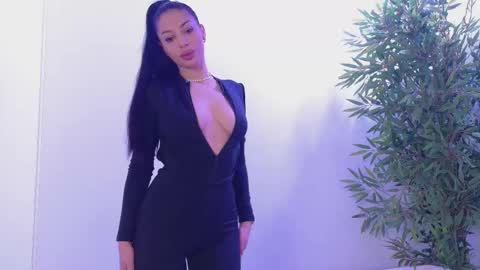 Bella online show from 03/02/26, 08:59